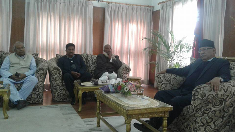 प्रधानमन्त्रीले गरे मोर्चाका नेतासँग वार्ता